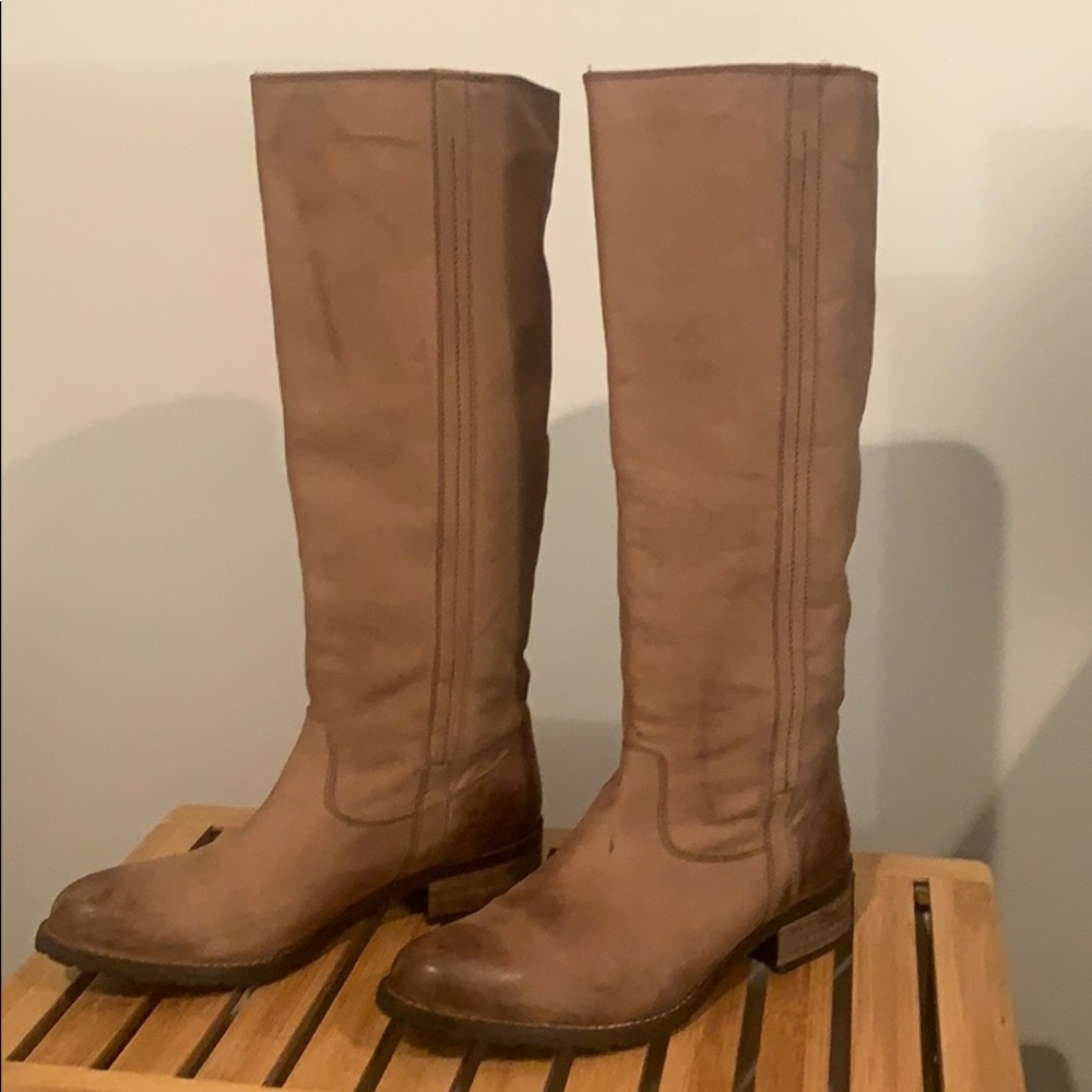 Gorgeous Italian leather boots - Picture 2 of 12